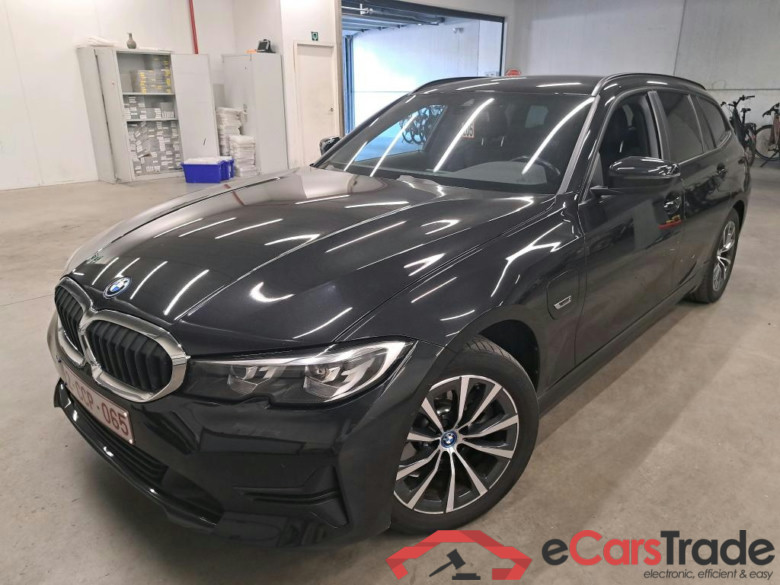BMW - BMW 3 TOURING 320e xDrive 204PK Business Edition With Heated Sport Seats & Electric Trailer Towing Hook  * HYBRID * #1