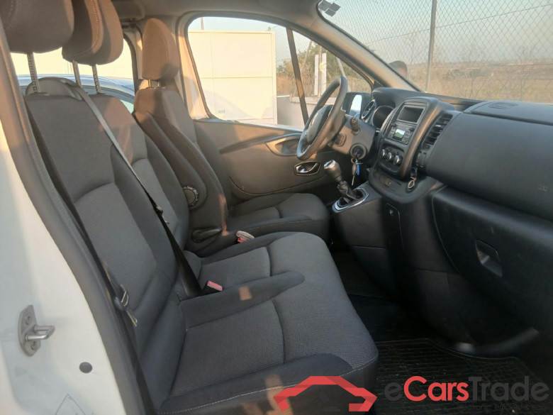 RENAULT Trafic / 2019 / 4P / furgón Doble Cabina 27 L1 Energy BluedCi 88 kW #6