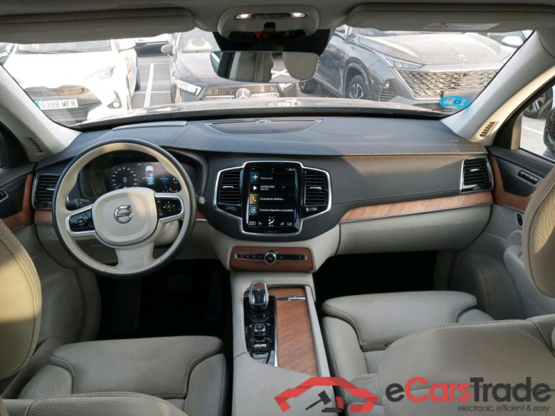 VOLVO XC90 / 2019 / 5P / todoterreno 2.0 T8 AWD Recharge Inscription Auto #3