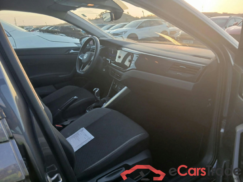 VOLKSWAGEN Polo / 2021 / 5P / berlina con portón Life 1.0 TSI 70kW (95CV) (AC) #6