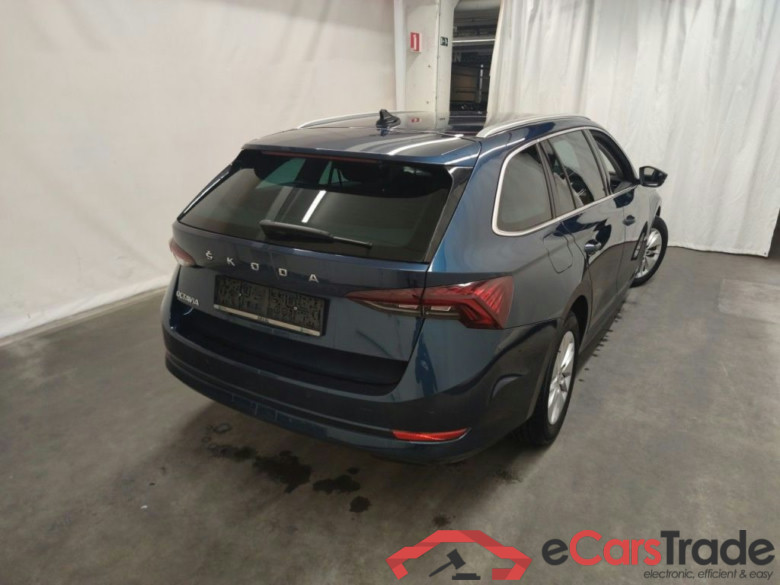 Skoda Octavia Combi 2.0 CRTDI 85kW DSG7 Clever 5d #2