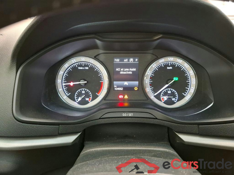 Karoq Business 1.6 TDI 115CV BVA7 E6dT #6