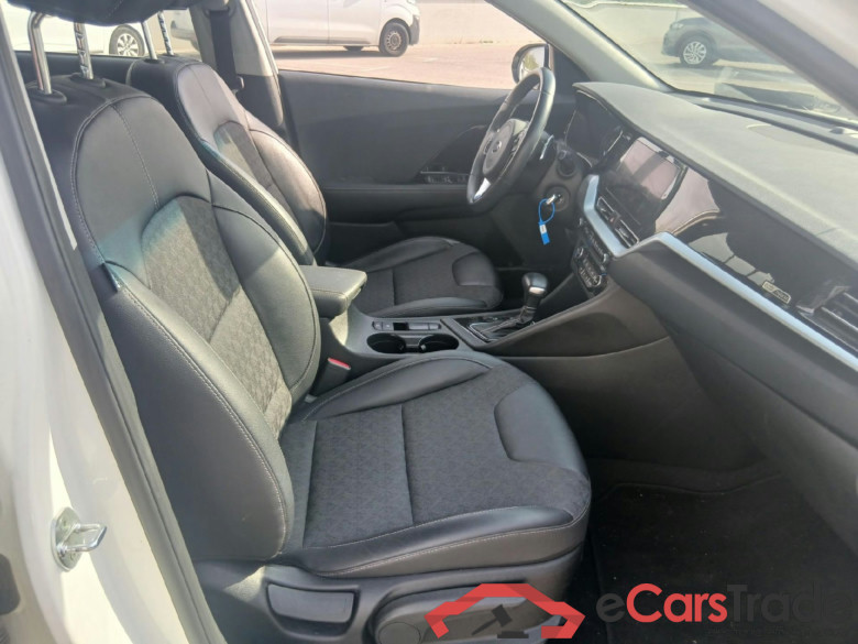KIA Niro / 2019 / 5P / crossover 1.6 GDi HEV 104kW (141CV) Drive #6
