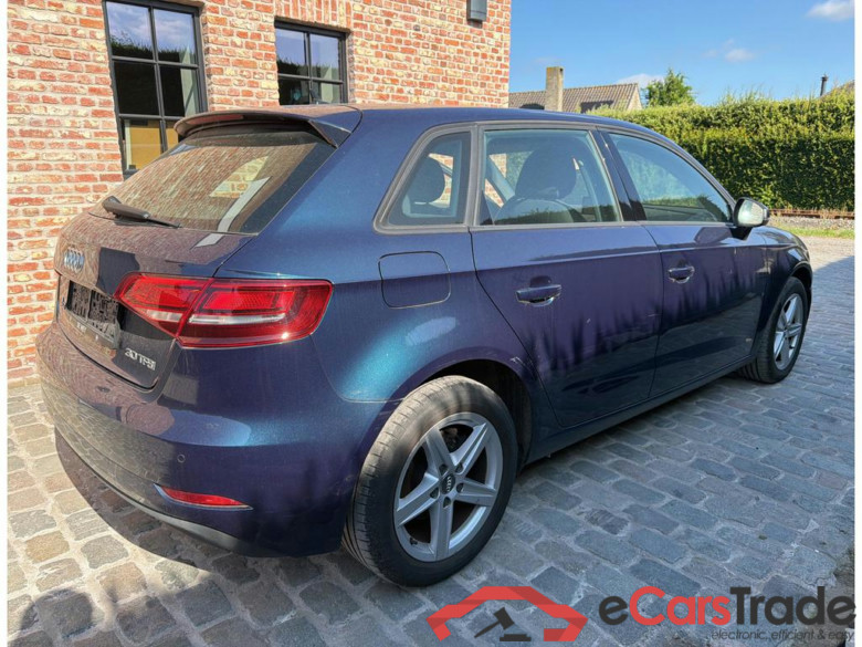 AUDI A3 Sportback Audi A3 Sportback  30 TFSI  85(116) kW(ch) 6 vitesses #2