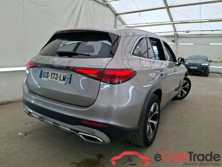 MERCEDES-BENZ GLC / 2022 / 5P / SUV GLC 300 e Business Line 4MATIC #3
