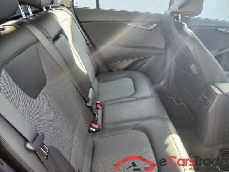 KIA Niro / 2022 / 5P / crossover 1.6 GDi HEV 104kW (141CV) Drive #6