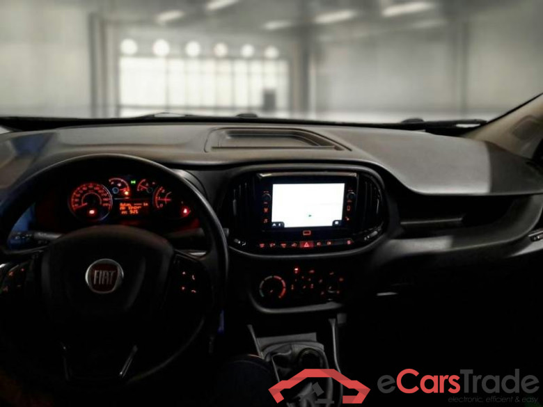 FIAT DOBLÒ CARGO / 2014 / 4P / VETT. FURGONATA CH1 BUSINESS 1.6 MJET 105CV E6D-F SeS #3