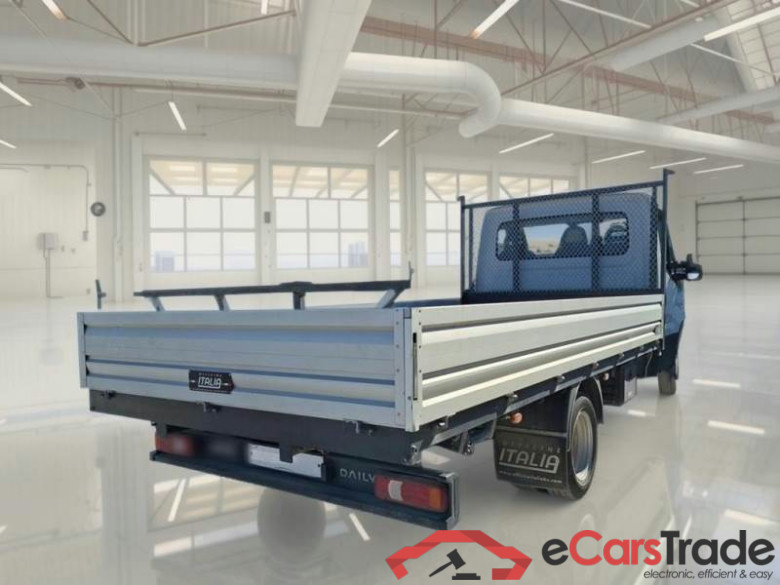 IVECO DAILY / 2021 / 2P / CABINATO 35C14H 3750 QUAD-TOR RG #2