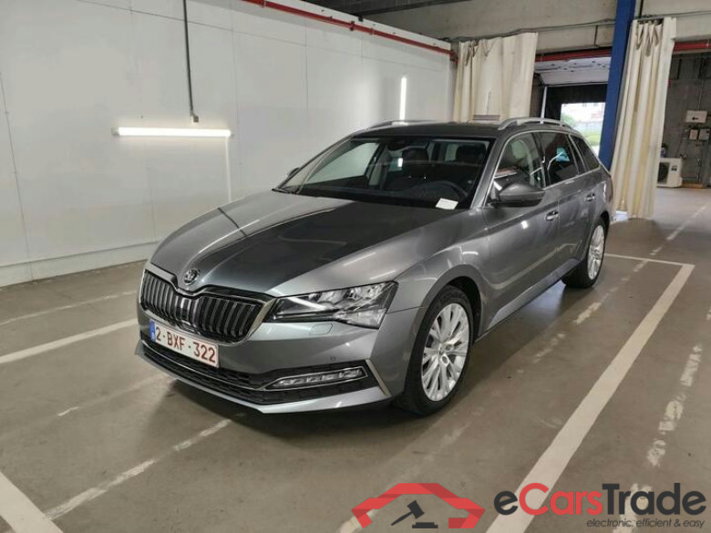 Skoda Superb Combi Superb Combi 1.4 TSI iV DSG6 Clever+ (PHEV) 160kW/218pk  5D/P Auto-6
