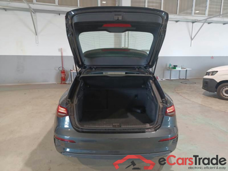 AUDI A3 / 2020 / 5P / BERLINA 40 TFSI E S TRONIC BUSINESS S.BACK #5