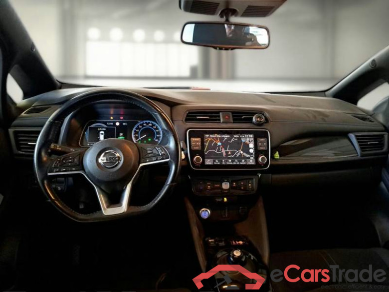 NISSAN LEAF / 2017 / 5P / BERLINA BUSINESS 40KWH #4