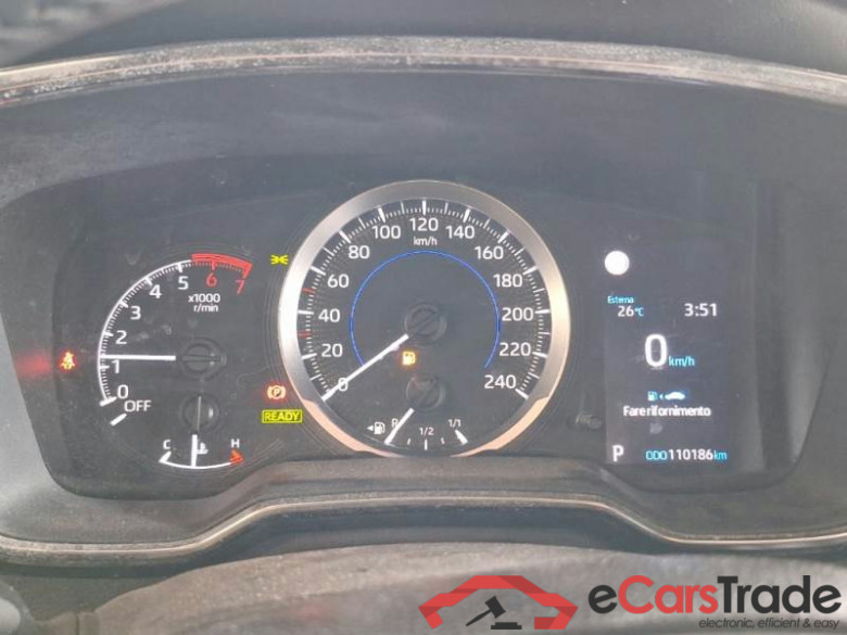 TOYOTA COROLLA / 2019 / 5P / BERLINA 1.8 HYBRID ACTIVE #4