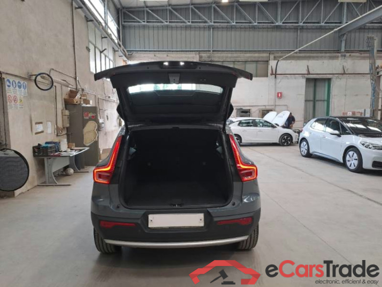 VOLVO XC40 / 2021 / 5P / SUV T5 RECHARGE PLUG-IN AUTO CORE #5