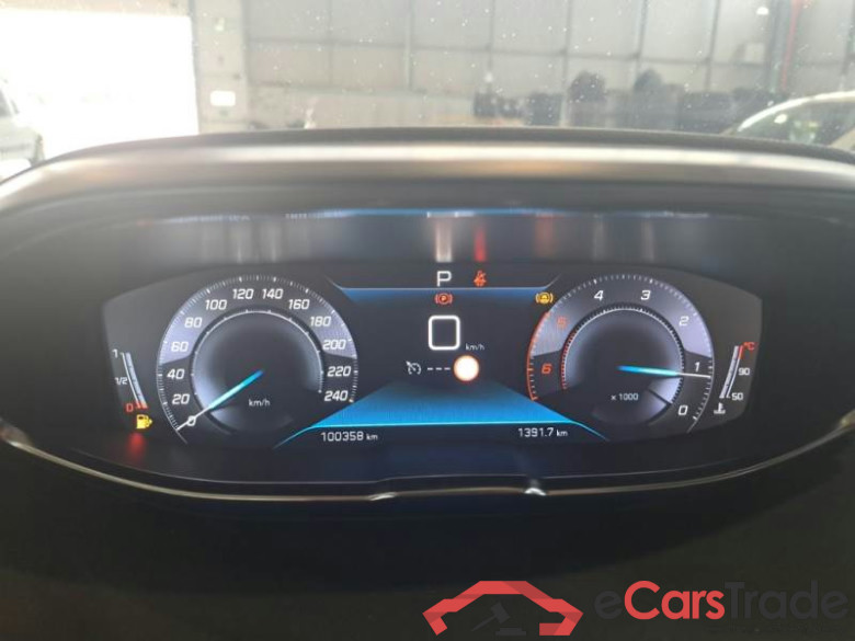 PEUGEOT 3008 / 2016 / 5P / SUV BLUEHDI 130 EAT8 SeS BUSINESS #4