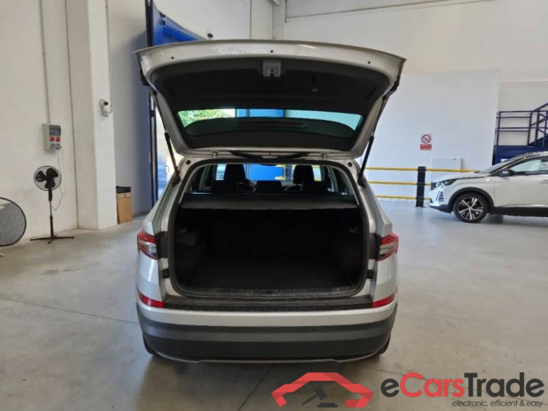 SKODA KODIAQ / 2021 / 5P / SUV 2.0 TDI 110KW EXECUTIVE DSG 4WD 5P #5