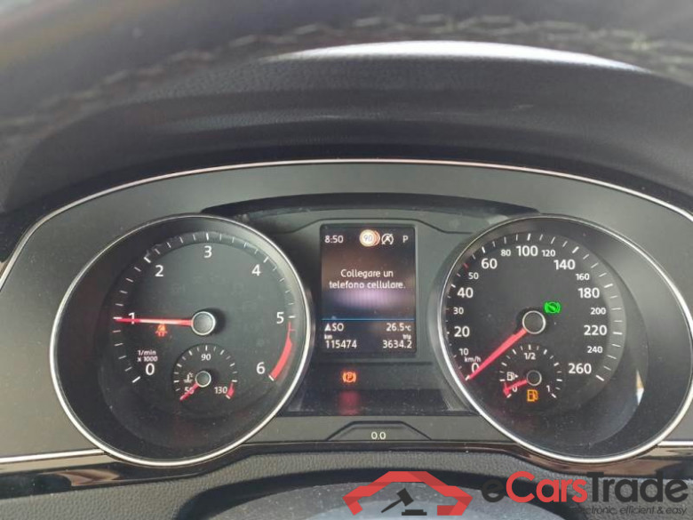 VOLKSWAGEN PASSAT / 2019 / 5P / STATION WAGON VAR. 2.0TDI SCR EVO 110KW BUSINESS DSG #4