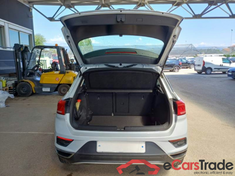 VOLKSWAGEN T-ROC / 2017 / 5P / SUV 1.5 TSI ACT BUSINESS DSG #5