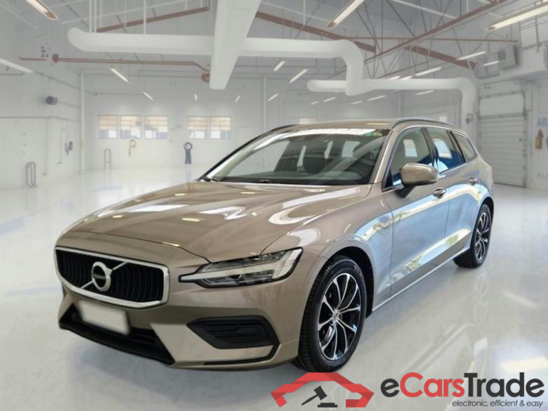 VOLVO V60 / 2019 / 5P / STATION WAGON D3 AUTOM. MOMENTUM BUSINESS
