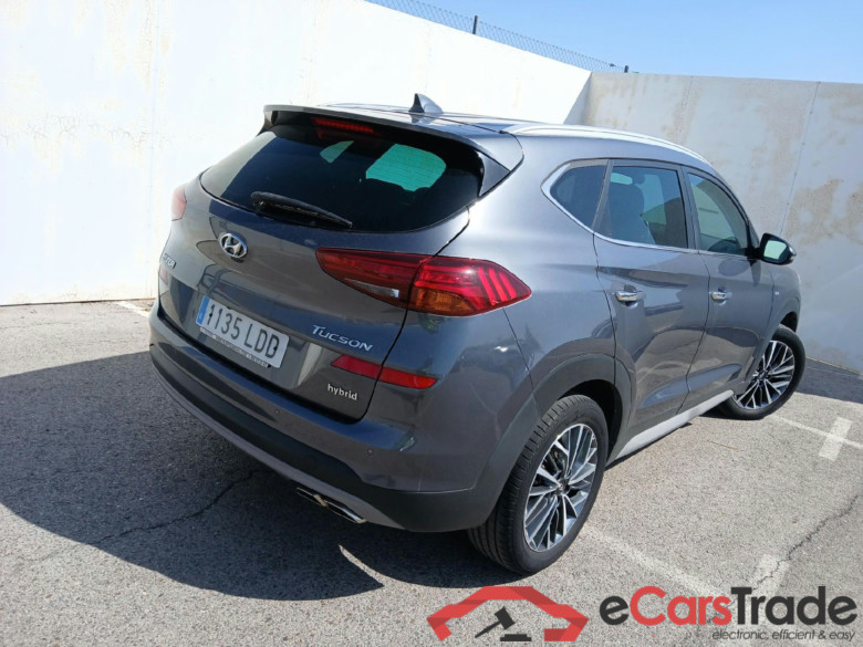 HYUNDAI Tucson / 2018 / 5P / todoterreno 1.6 CRDI 85kW (116CV) 48V Tecno 4X2 #2