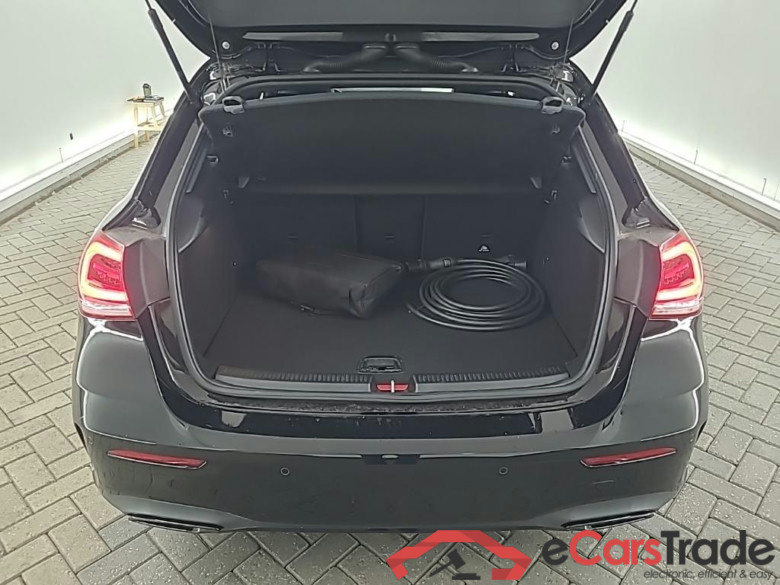MERCEDES-BENZ A-klasse A 250 e 8G-DCT Business Sol AMG Limited 5D 160kW #5