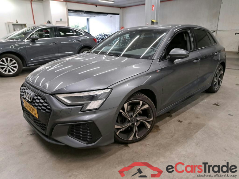 AUDI - AUD A3 SB 35 TDi 150PK S-Tronic S line Pack Platinum With Heated Sport Seats & Matrix LED & B&O Sound & Shadow Look #1
