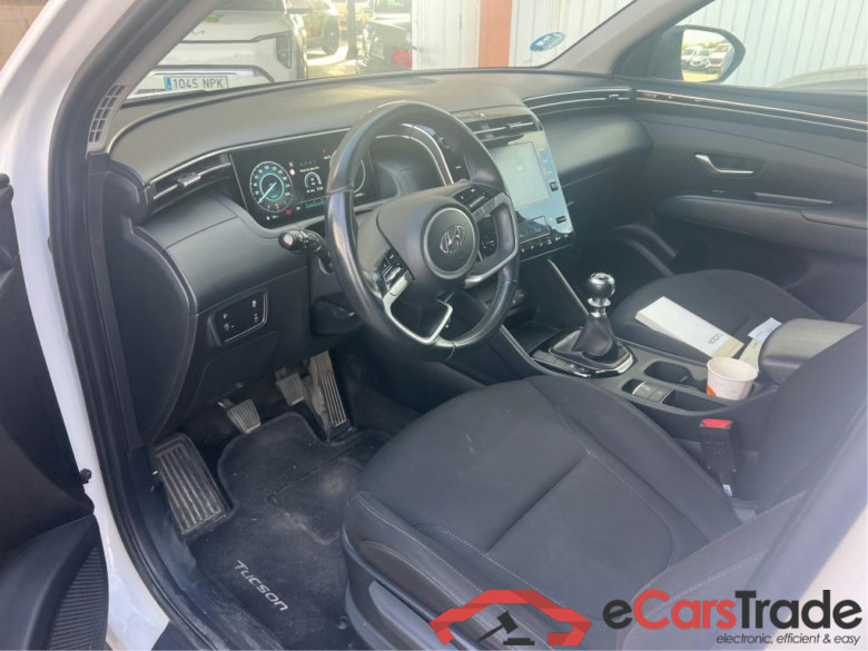 HYUNDAI Tucson / 2020 / 5P / todoterreno 1.6 CRDI 100kW (136CV) 48V Maxx #3