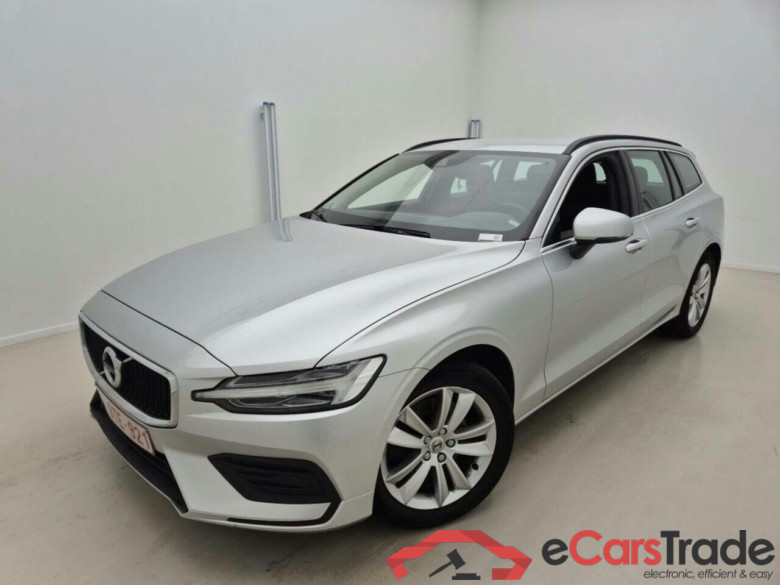 VOLVO V60 2.0 B3 MOMENTUM PRO #1