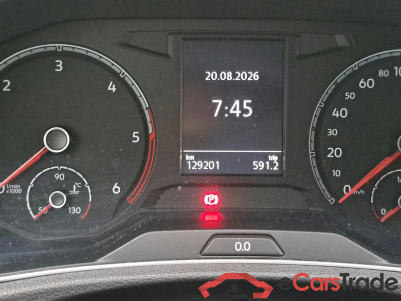 VOLKSWAGEN T-Roc / 2017 / 5P / todoterreno Advance 2.0 TDI 110kW (150CV) DSG (AC2) #5