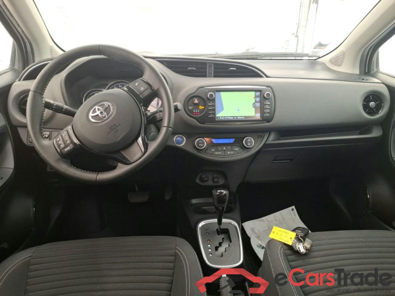 TOYOTA Yaris Hybride / 2017 / 5P / Berline 1.5 VVT-I HYBRID France Business #5