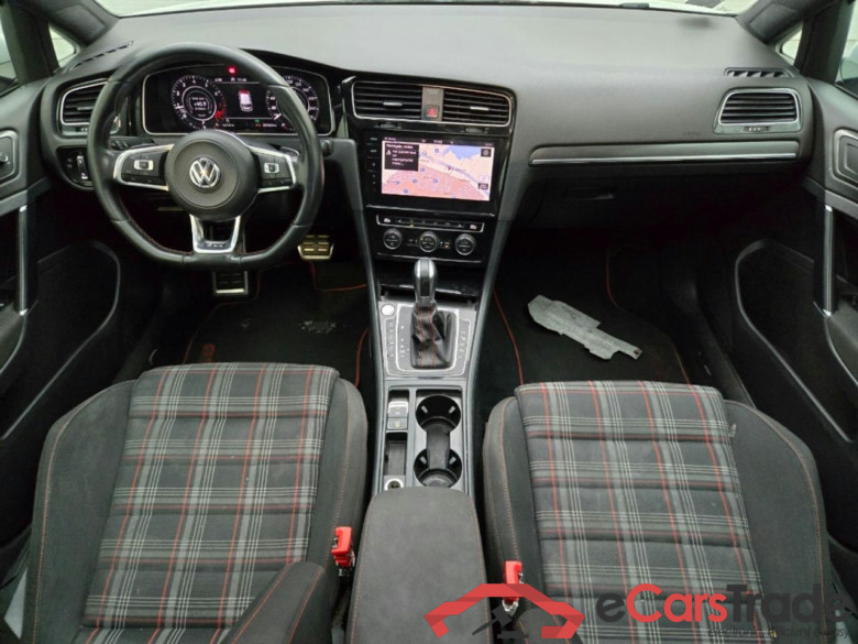 VOLKSWAGEN GOLF 2.0 TSI GTI Performance #6