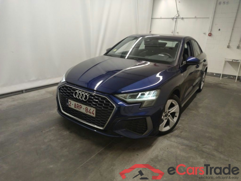 Audi A3 Berline 2.0 TDi 30 85kW S line 4d #1