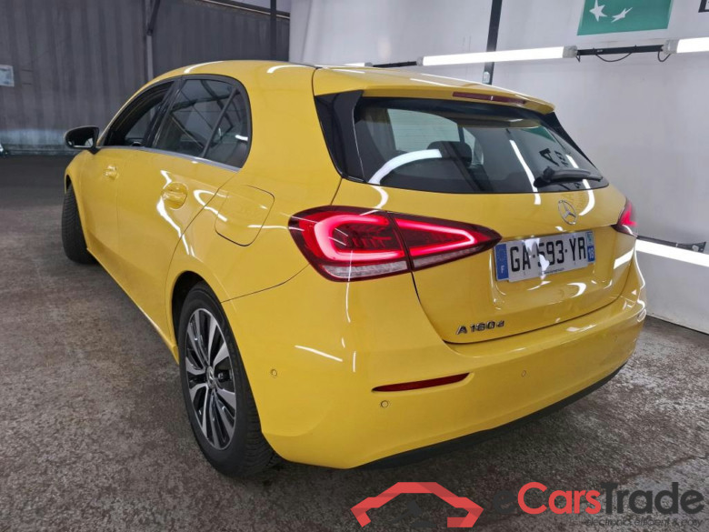 MERCEDES-BENZ Classe A Compact / 2018 / 5P / Berline A 180 d Business Line 8G-DCT #2