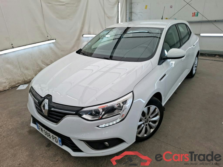 Megane IV Berline 5pt. Société Air Nav 1.5 dCi 90CV BVM6 E6 #1