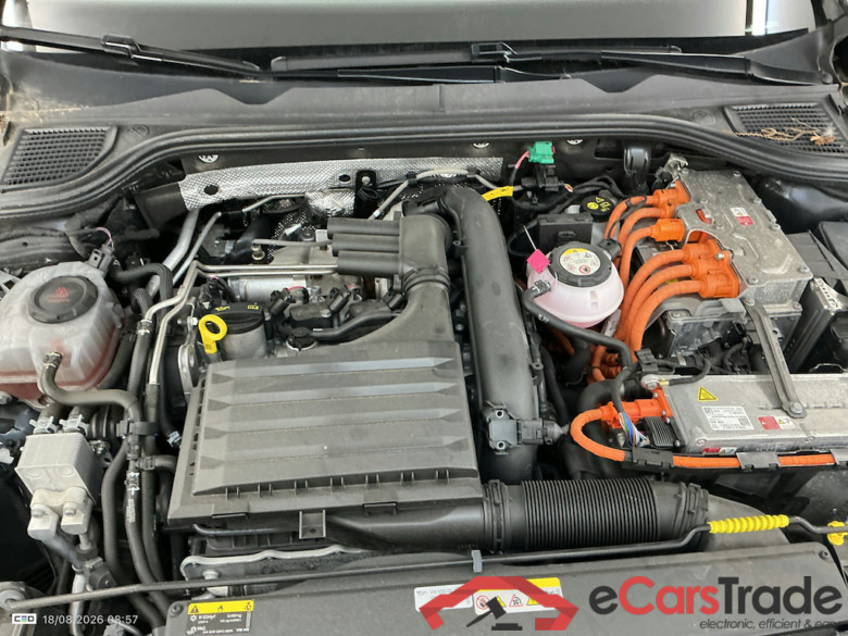 VOLKSWAGEN GOLF VIII 1.4 EHYBRID STYLE DSG #6