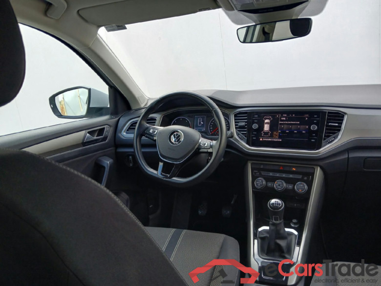 VOLKSWAGEN T-Roc / 2017 / 5P / todoterreno Advance 2.0 TDI 85kW (115CV) #3
