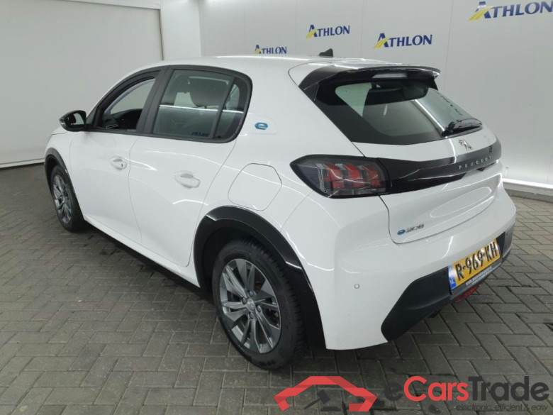 PEUGEOT e-208 Active Pack 50kWh 136 5D #4