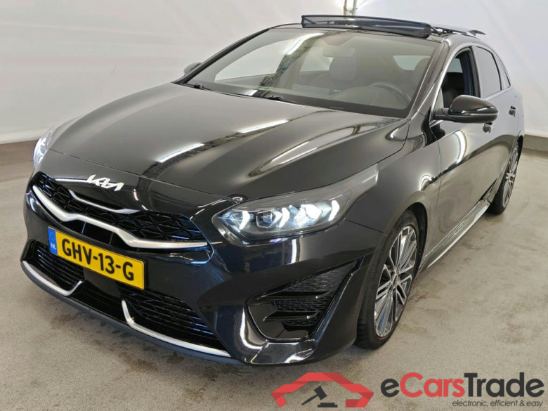 Kia ProCeed 1.5 T-GDi DCT7 GT-PlusLine glazen dak 5d