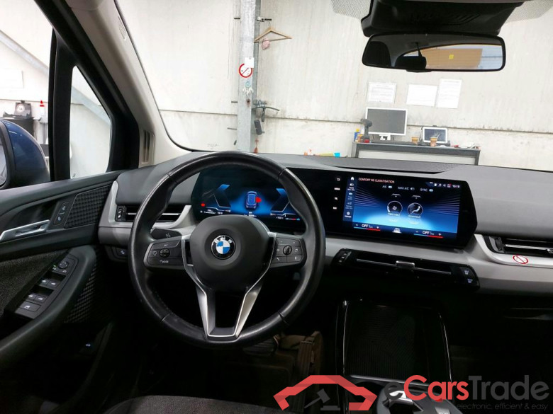 BMW 218i Active Tourer Aut. LED LC-Pro Navi-Pro KeylessGo Camera Klima PDC ... #3