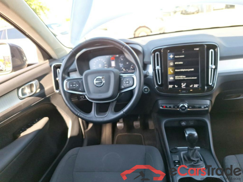 VOLVO XC40 2.0 D3 Momentum Pro LED Virtual ACC Navi KeylessGo Klima PDC ... #3