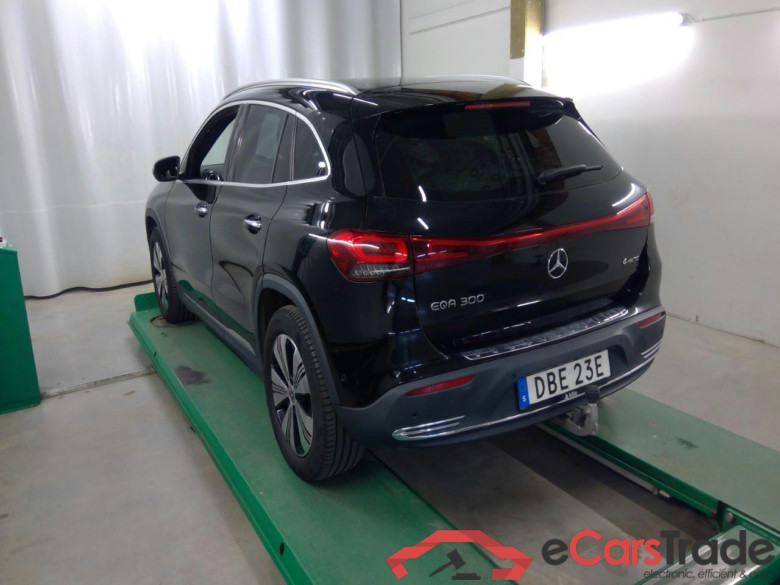 Mercedes-Benz EQA 300 SE Edition 4M #4
