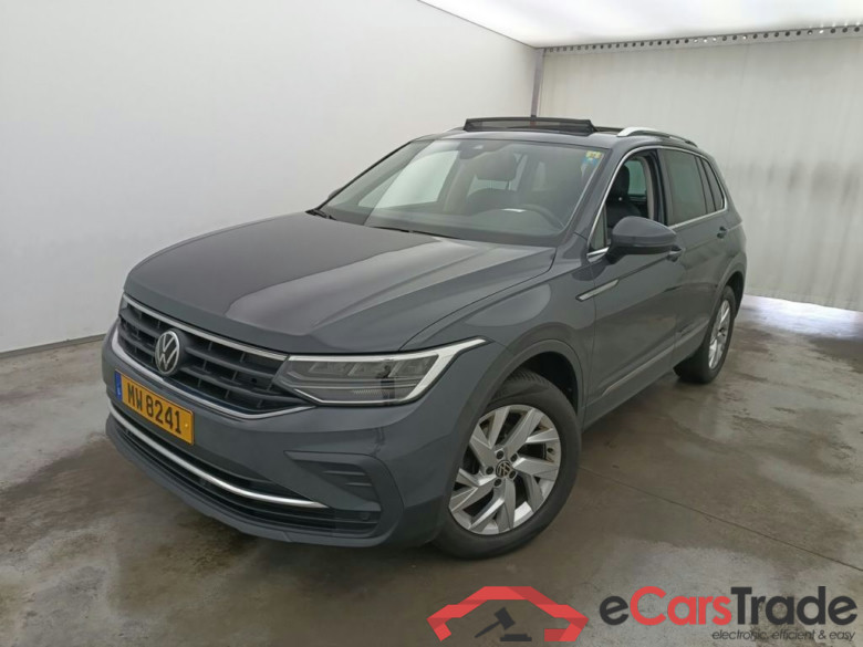 VOLKSWAGEN TIGUAN DIESEL - 2021 2.0 TDI 150 SCR 4Motion Life BMT DSG 5d #1