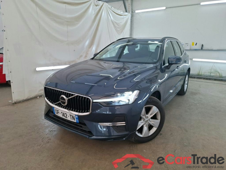VOLVO XC60 / 2021 / 5P / SUV B4 197 GearTronic 8 Momentum