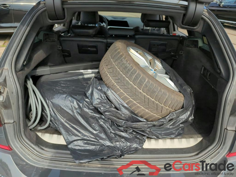 Baureihe 3 Touring 330 e M Sport 2.0 185KW AT8 E6d #6