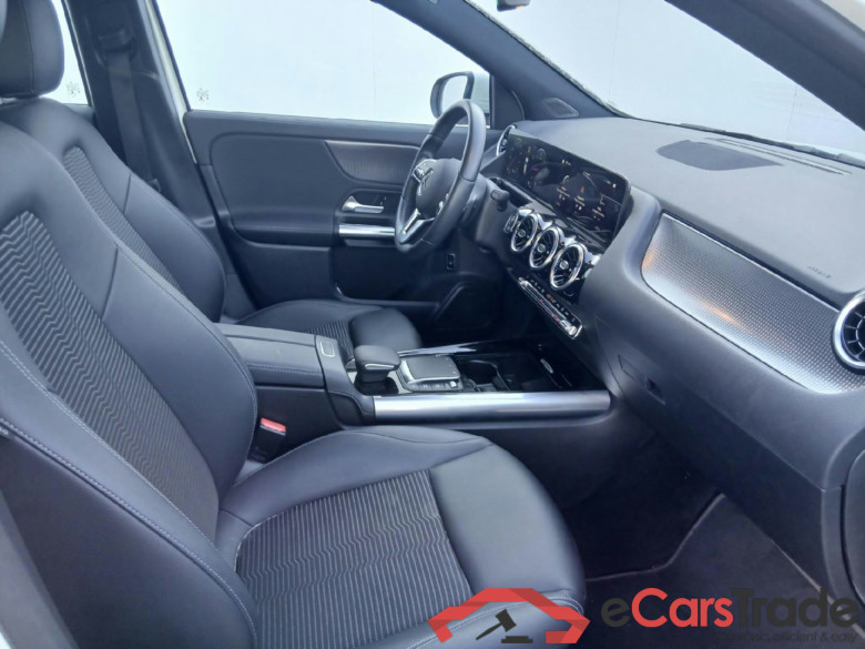 MERCEDES-BENZ GLA / 2020 / 5P / todoterreno GLA 200 D 4MATIC #6