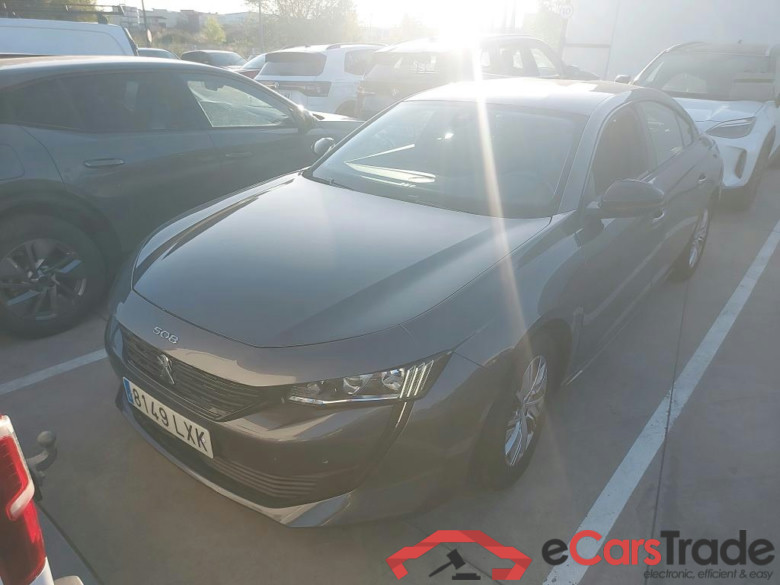 PEUGEOT 508 / 2018 / 5P / berlina con portón 5P Active Pack BlueHDi 130 S&S EAT8 #1