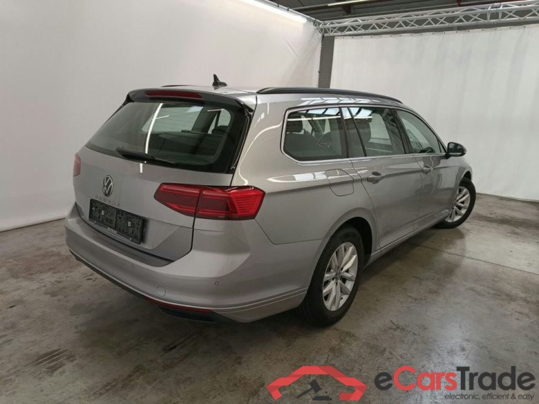Volkswagen Passat Variant 2.0 TDI 90kW DSG Style Business 5d #2