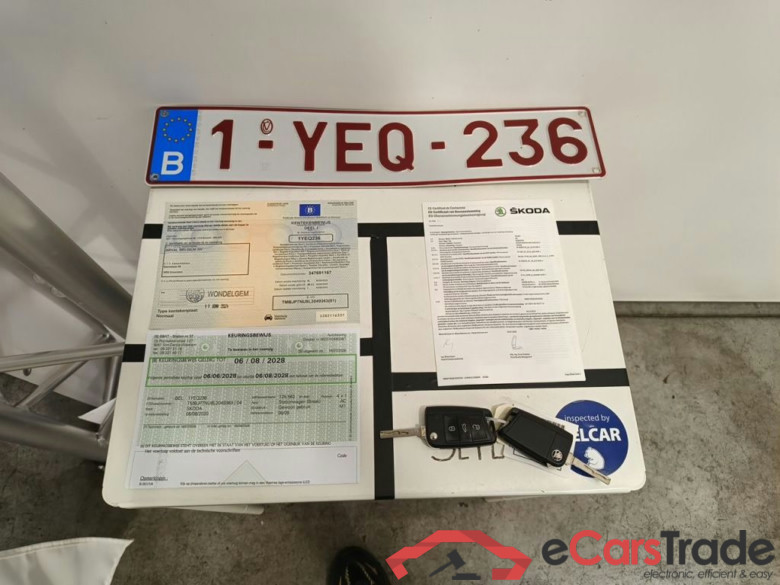 Skoda Karoq 1.0 TSI 85kW Ambition 5d #4