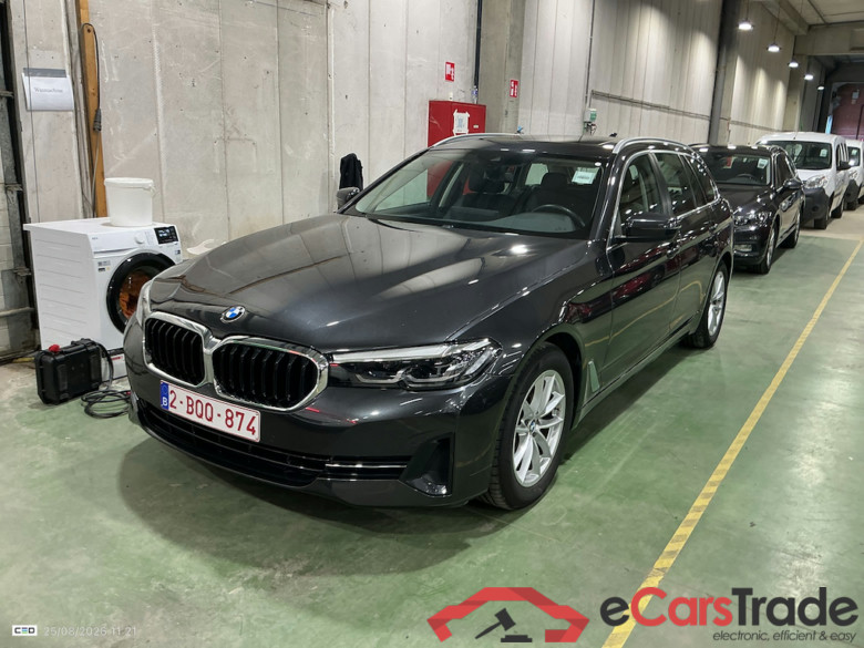 BMW 5 TOURING - 2020 520iA MHEV #1