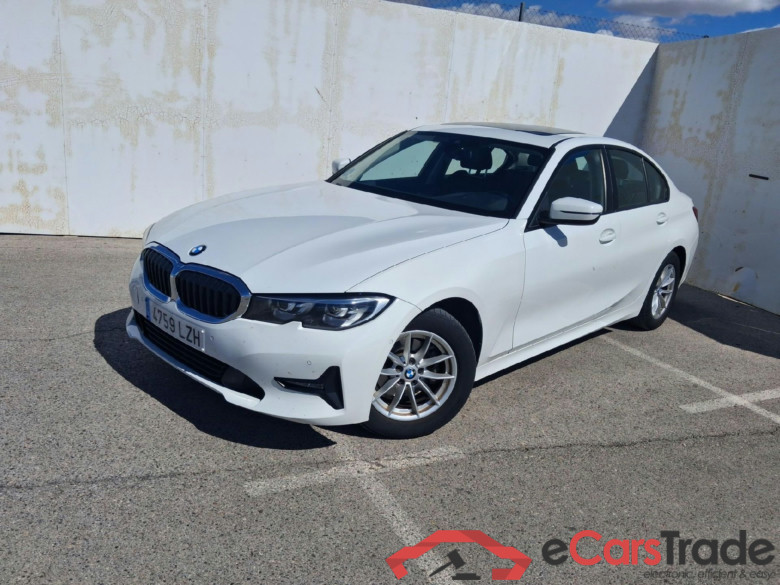 BMW Serie 3 / 2018 / 4P / sedán 318d Auto. #1