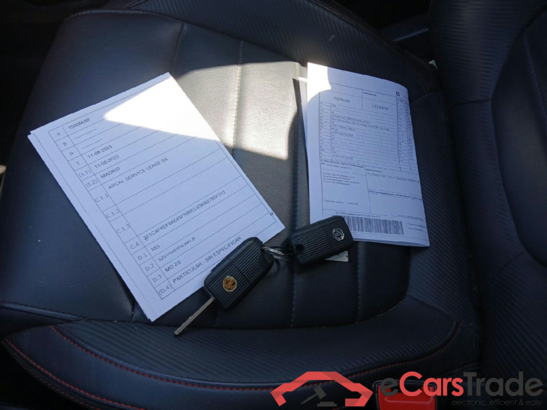 MG ZS / 2021 / 5P / todoterreno 1.5 Luxury #5